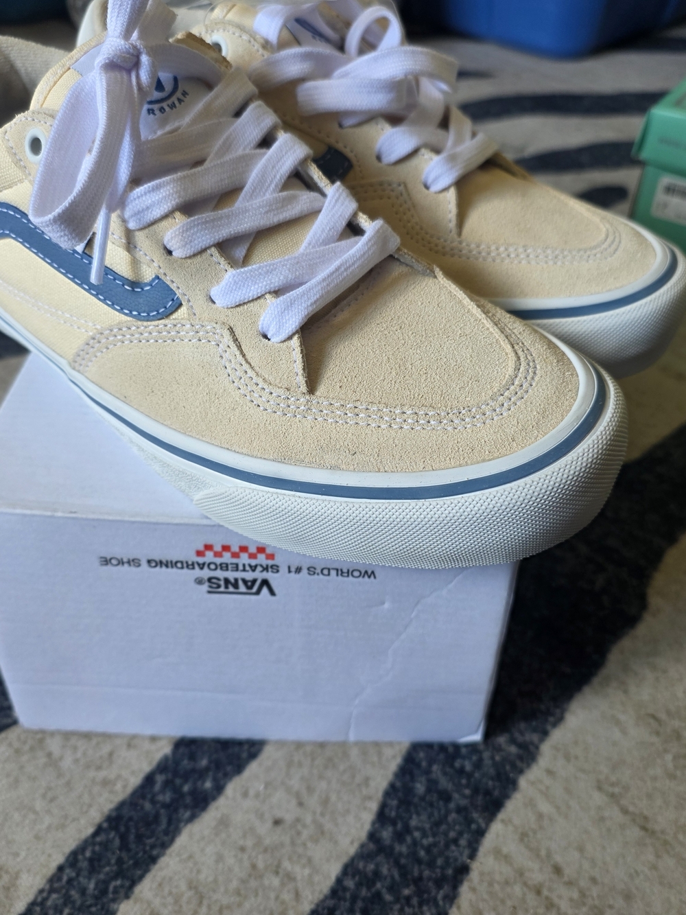 Vans Men’s Cream Suede Sneakers with Blue Stripe